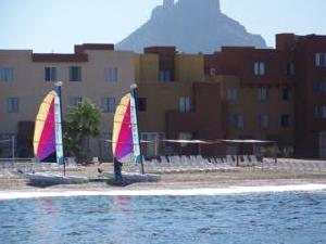Paradiso Resort
