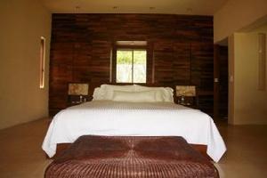 El Tamarindo Beach & Golf Resort
