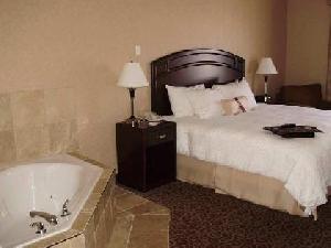 Hampton Inn & Suites by Hilton Edmonton Intl Airport