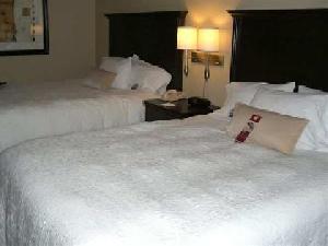 Hampton Inn & Suites by Hilton Laval