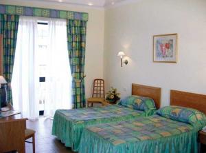 Las mejores ofertas de THE CROWN Bugibba