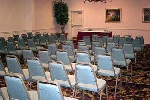Clarion Hotel & Suites North