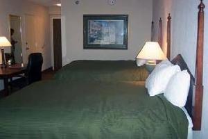 Clarion Hotel & Suites North