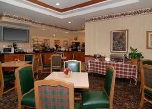 Comfort Inn & Suites I-35 E/Walnut Hill