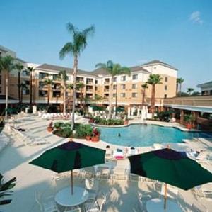 Courtyard by Marriott - Marriott Village