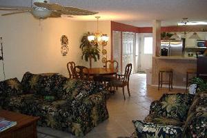 Resort Questat the Beach House Condominiums