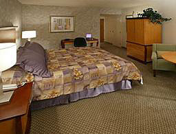 Royal Vacations Suites