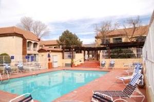 Best Western Inn & Suites Airport