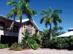Comfort Suites