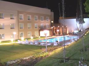 Howard Johnson by Wyndham Rio Cuarto Casino