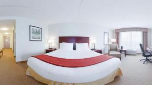 Las mejores ofertas de HOLIDAY INN EXPRESS HOTEL & SUITES BROCKVILLE Charlottetown