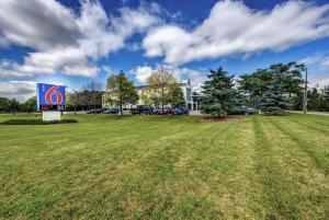 Las mejores ofertas de MOTEL 6 TORONTO WEST-BURLINGTON/OAKVILLE BURLINGTON