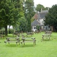 Las mejores ofertas de Hunters Hall Gloucester