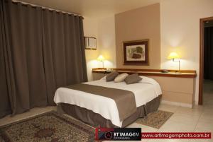 Las mejores ofertas de Fenix Pouso Alegre Hotel Pouso Alegre