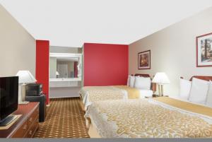 Las mejores ofertas de DAYS INN AND SUITES HUNTSVILLE Huntsville