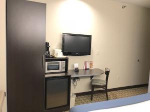 Las mejores ofertas de MICROTEL INN & SUITES BY WYNDHAM ELKHART Elkhart