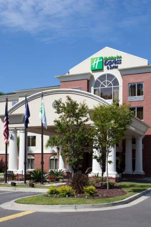 Las mejores ofertas de HOLIDAY INN EXPRESS HOTEL & SUITES CHARLESTON-NORTH North Charleston
