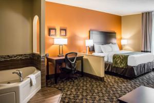 Las mejores ofertas de COMFORT SUITES HILTON HEAD ISLAND AREA Bluffton