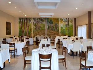 Las mejores ofertas de Howard Johnson Hotel And Convention Center Madaria Mar de Ajo