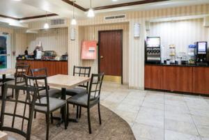 Las mejores ofertas de COMFORT SUITES SEAFORD Seaford