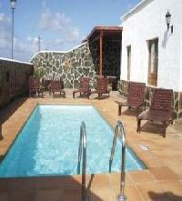 Las mejores ofertas de Apartamentos Villa Alena Playa Blanca