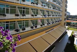 Las mejores ofertas de Grand Hotel Oasis SUNNY BEACH