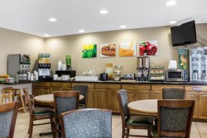 Las mejores ofertas de QUALITY INN WEST ACRES Fargo