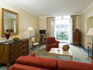 FRASER SUITES LE CLARIDGE CHAMPS ELYSEES