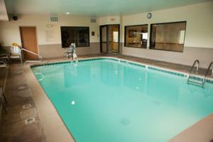 Las mejores ofertas de HOLIDAY INN EXPRESS HOWE (STURGIS, MI) Sturgis