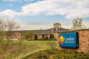 Las mejores ofertas de Comfort Inn and Suites Fenton MI Fenton