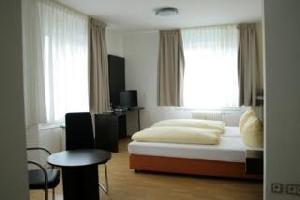 Las mejores ofertas de Fair Hotel Europaallee Frankfurt