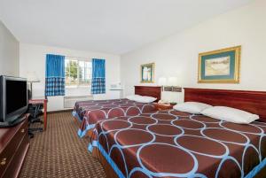 Las mejores ofertas de SUPER 8 - GARDNER Gardner