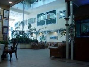 All Seasons Cairns Colonial Cl