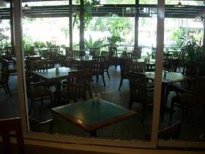 All Seasons Cairns Colonial Cl