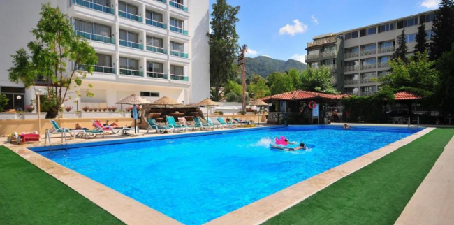 Las mejores ofertas de Blue Rainbow Marmaris 