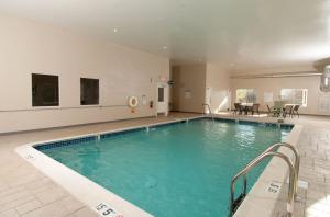 Las mejores ofertas de HOLIDAY INN EXPRESS VERNON - MANCHESTER Vernon
