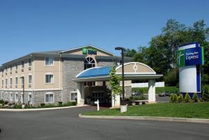 Las mejores ofertas de HOLIDAY INN EXPRESS NEWINGTON Newington