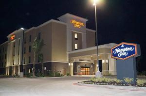 Las mejores ofertas de HAMPTON INN KENEDY, TX Kenedy 