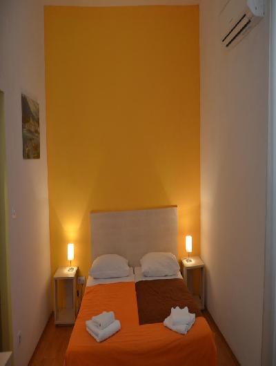 Las mejores ofertas de Borik Korcula