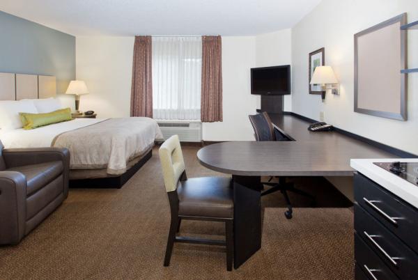 CANDLEWOOD SUITES BIRMINGHAM - HOOVER