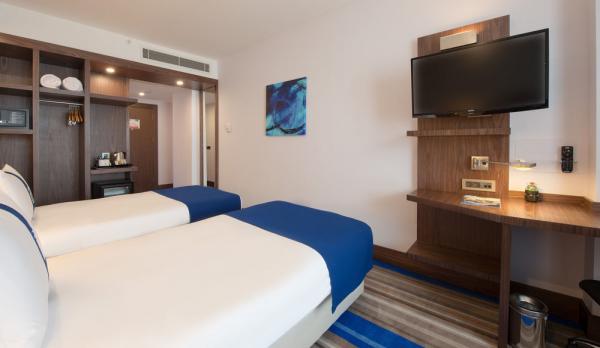 HOLIDAY INN EXPRESS ISTANBUL AIRPORT