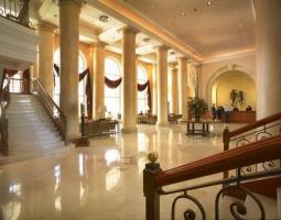 Las mejores ofertas de SOUTHERN SUN THE CULLINAN Steenberg Cape Town
