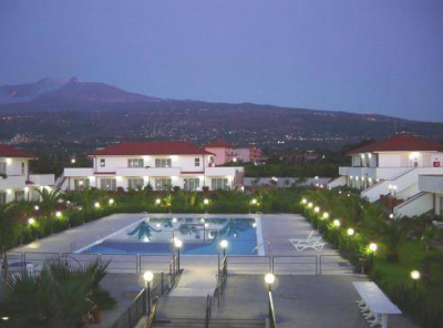 Las mejores ofertas de KING'S HOUSE Fondachello