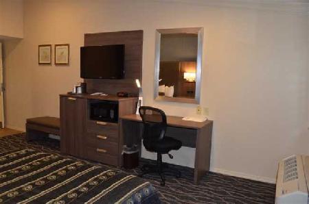 Best offers for BEST WESTERN GRANT PARK HOTEL Bakersfield 