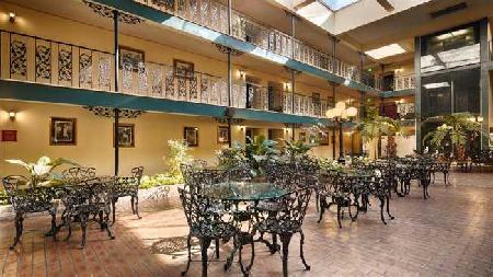 Las mejores ofertas de Best Western Chateau Louisianne Baton Rouge 