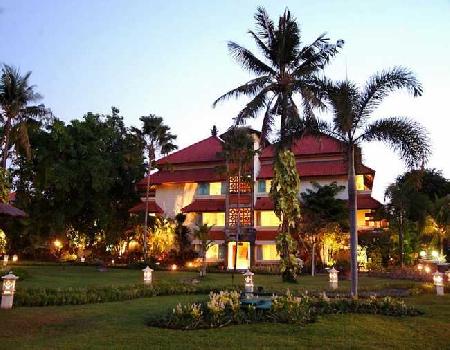 Las mejores ofertas de WHITE ROSE HOTEL Kuta