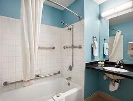 Las mejores ofertas de INDIO SUPER 8 SUITES Indio