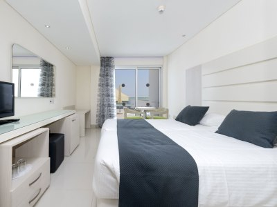 Las mejores ofertas de TASIA MARIS OASIS Agia Napa