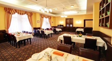 Las mejores ofertas de SPA HOTEL LAURETTA Karlovy Vary 