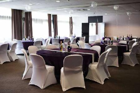 Las mejores ofertas de CAMPANILE BRADFORD Bradford 